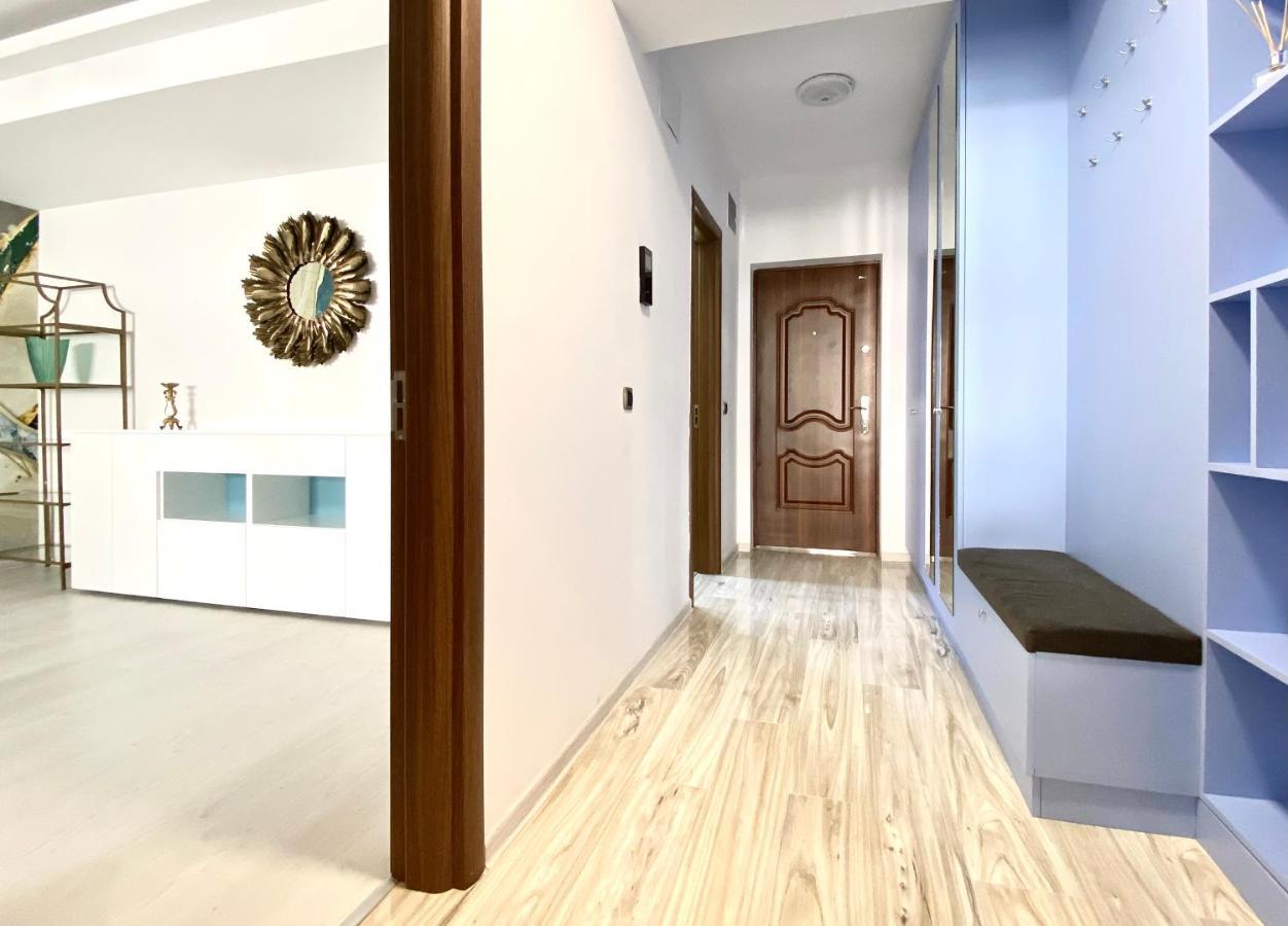 Coquette Apartment Braşov Exteriör bild