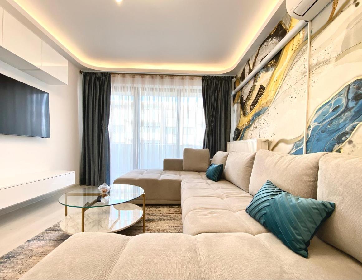 Coquette Apartment Braşov Exteriör bild